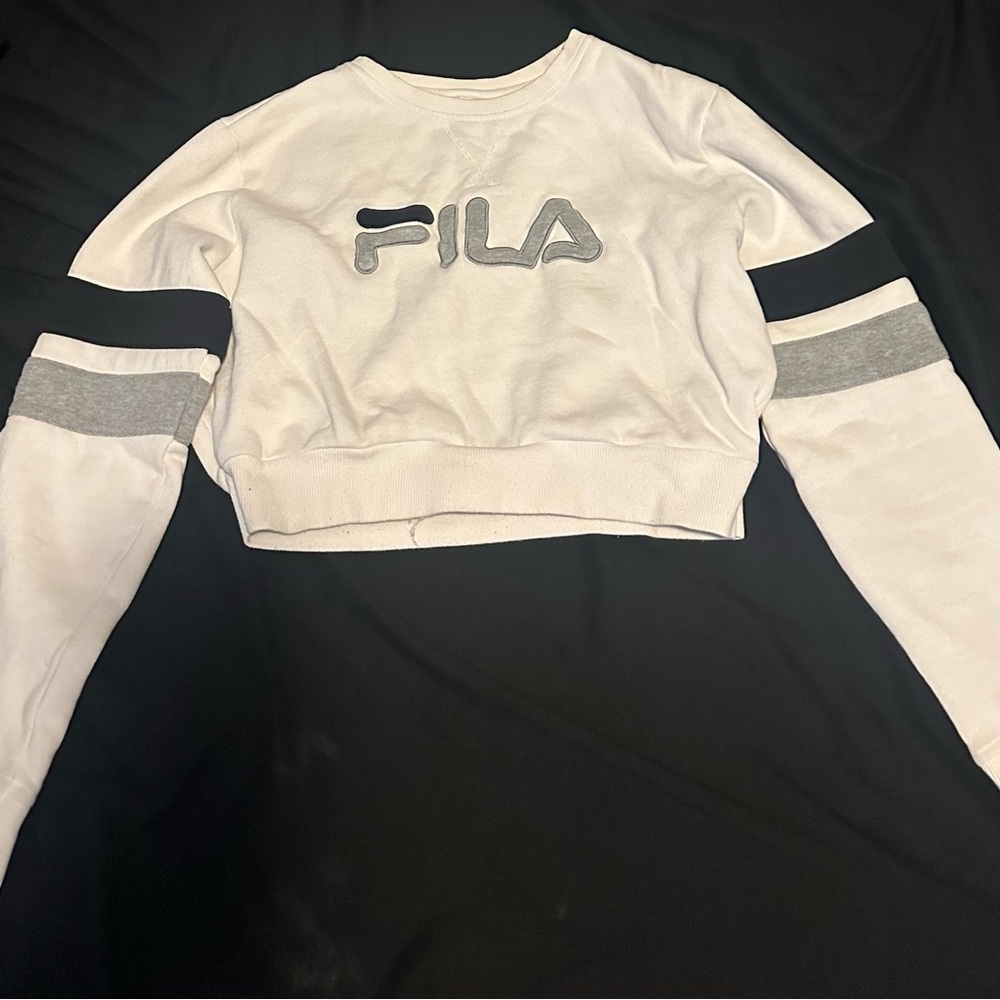 Medium women sweater,cotton material on the inside and soft feel on the outside